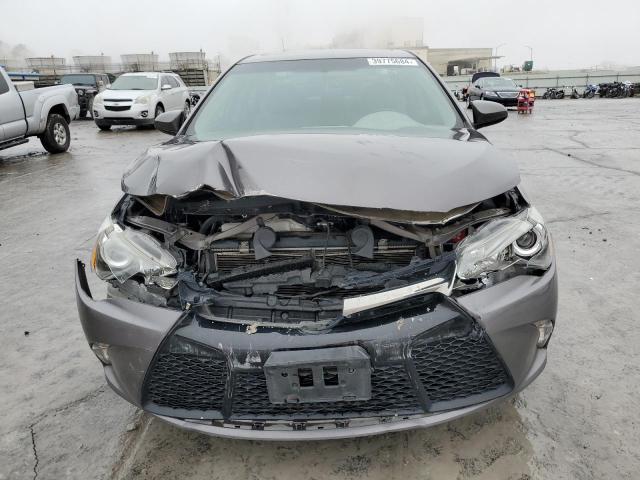 4T1BF1FKXHU348443 - 2017 TOYOTA CAMRY LE SILVER photo 5