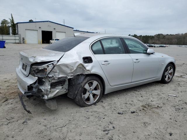 WBANV135X8BZ45250 - 2008 BMW 528 XI SILVER photo 3