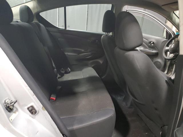 3N1CN7AP2CL894693 - 2012 NISSAN VERSA S SILVER photo 10