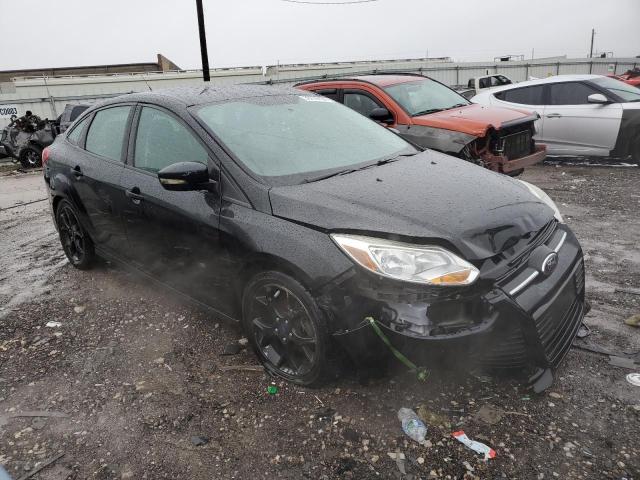 1FADP3F25EL253088 - 2014 FORD FOCUS SE BLACK photo 4