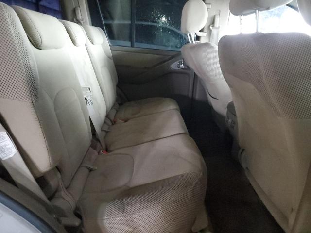 5N1AR18U46C663436 - 2006 NISSAN PATHFINDER LE WHITE photo 11