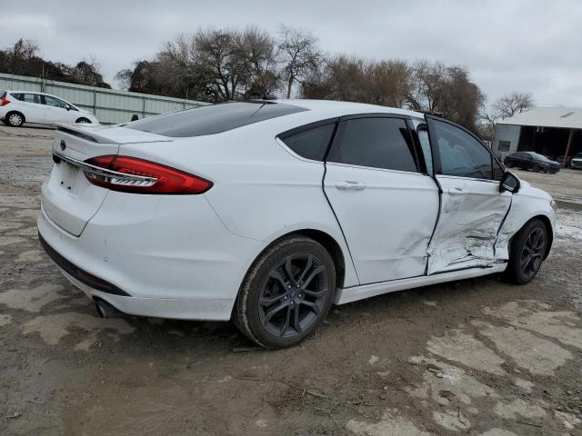 3FA6P0HD6JR262254 - 2018 FORD FUSION SE WHITE photo 3