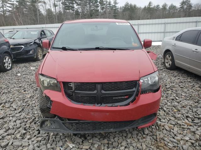 2C4RDGBG0GR196035 - 2016 DODGE GRAND CARA SE RED photo 5