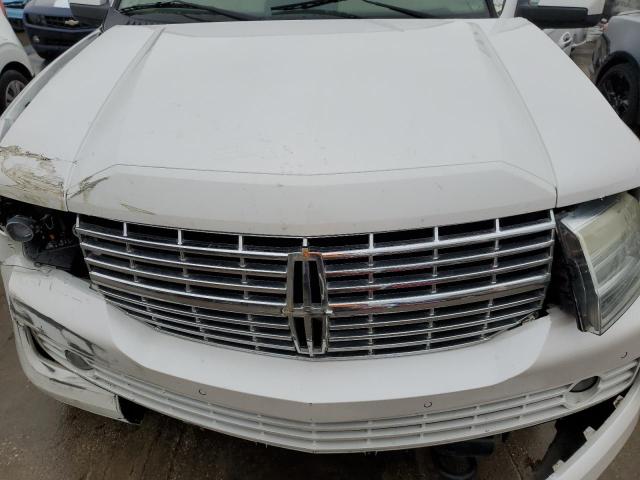 5LMJJ2H56AEJ00274 - 2010 LINCOLN NAVIGATOR WHITE photo 11