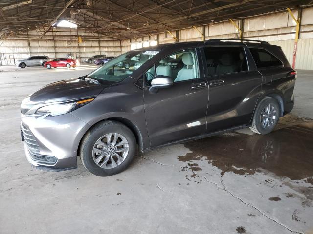 2022 TOYOTA SIENNA LE, 