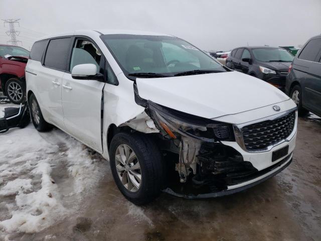 KNDMB5C1XK6526083 - 2019 KIA SEDONA LX WHITE photo 4