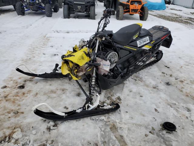 2BPSUPJA3JV000599 - 2018 SKI DOO MXZ SPORT BLACK photo 2