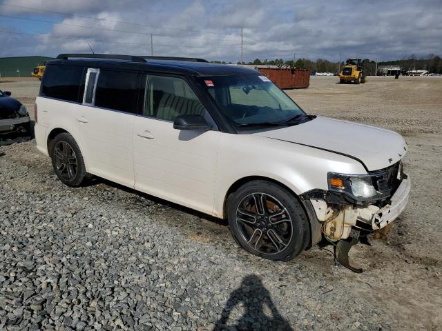 2FMGK5C88DBD18603 - 2013 FORD FLEX SEL WHITE photo 4