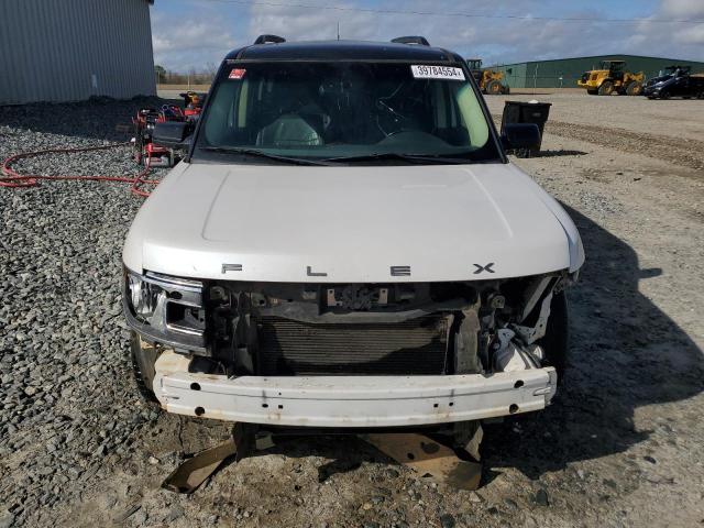 2FMGK5C88DBD18603 - 2013 FORD FLEX SEL WHITE photo 5