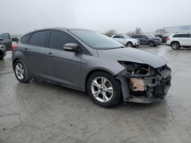 1FADP3K26EL131166 - 2014 FORD FOCUS SE CHARCOAL photo 4