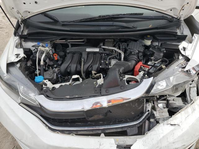 3HGGK5H48JM735273 - 2018 HONDA FIT LX WHITE photo 11