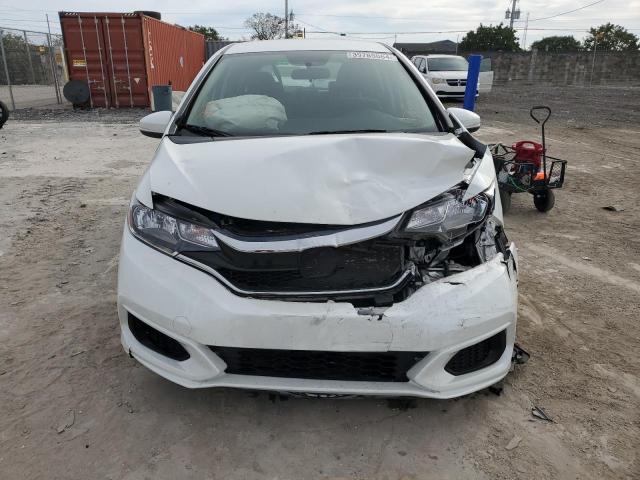 3HGGK5H48JM735273 - 2018 HONDA FIT LX WHITE photo 5