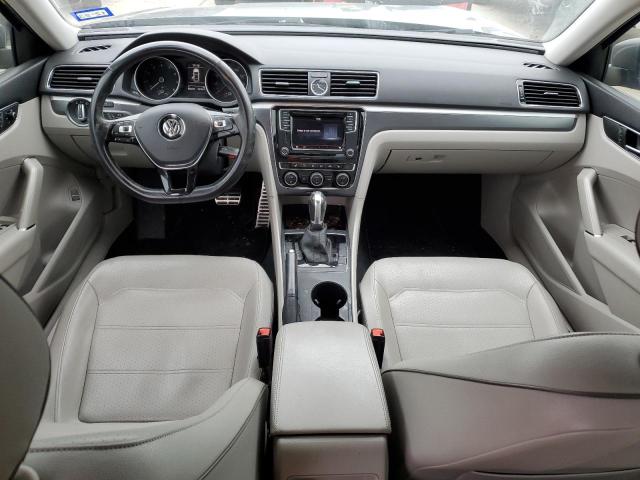 1VWDT7A32HC038704 - 2017 VOLKSWAGEN PASSAT R-LINE Grau Foto 8