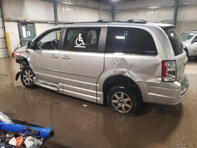 2A4RR5DX5AR162208 - 2010 CHRYSLER TOWN & COU TOURING SILVER photo 2