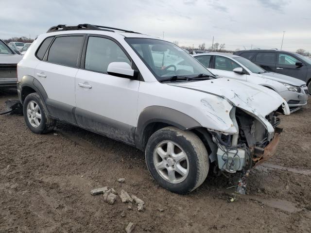 KM8JN72D75U170978 - 2005 HYUNDAI TUCSON GLS WHITE photo 4