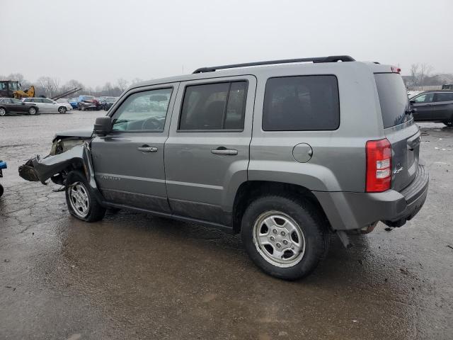 1C4NJRBB0ED592618 - 2014 JEEP PATRIOT SPORT GRAY photo 2