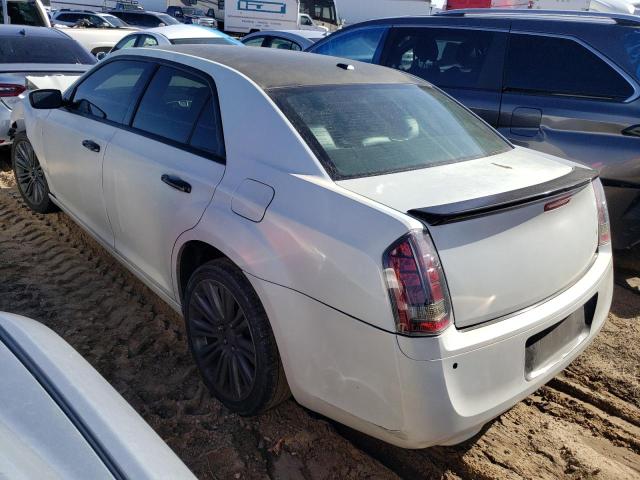 2C3CCAAGXCH105140 - 2012 CHRYSLER 300 WHITE photo 2