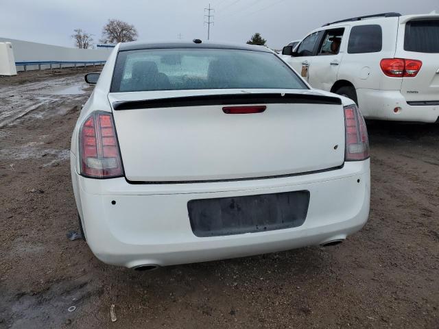 2C3CCAAGXCH105140 - 2012 CHRYSLER 300 WHITE photo 6