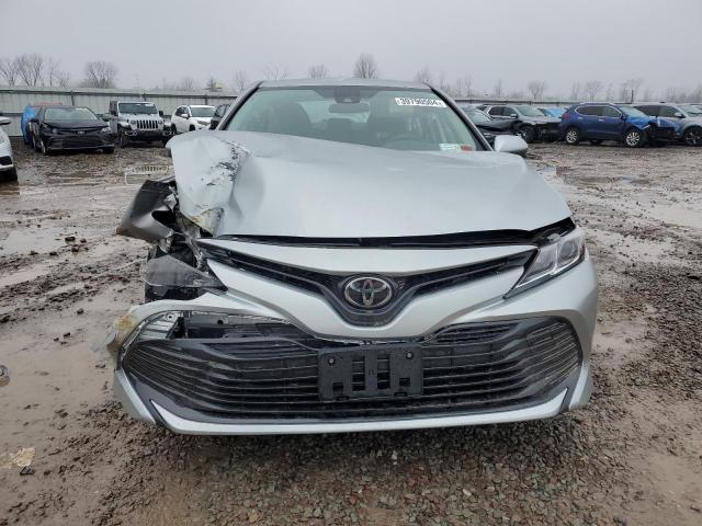 4T1B11HK8KU706979 - 2019 TOYOTA CAMRY L SILVER photo 5