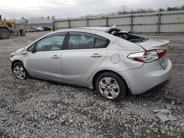 KNAFK4A62F5351127 - 2015 KIA FORTE LX SILVER photo 2