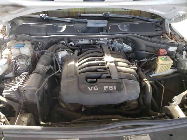 WVGEF9BP8DD004990 - 2013 VOLKSWAGEN TOUAREG V6 WHITE photo 12