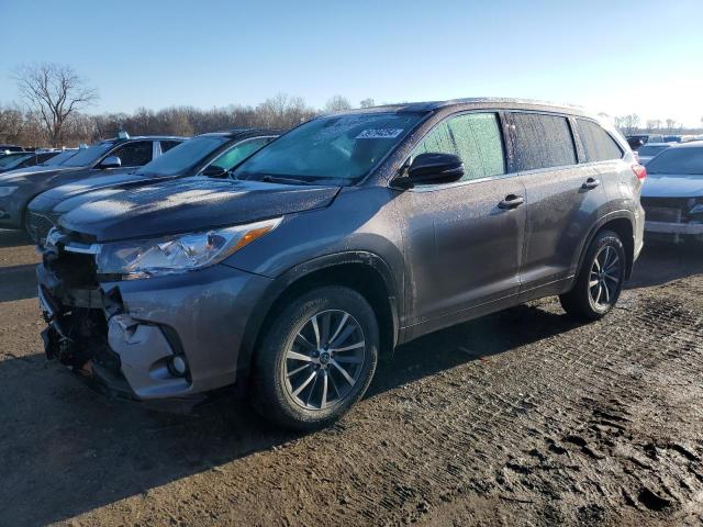 2018 TOYOTA HIGHLANDER SE, 