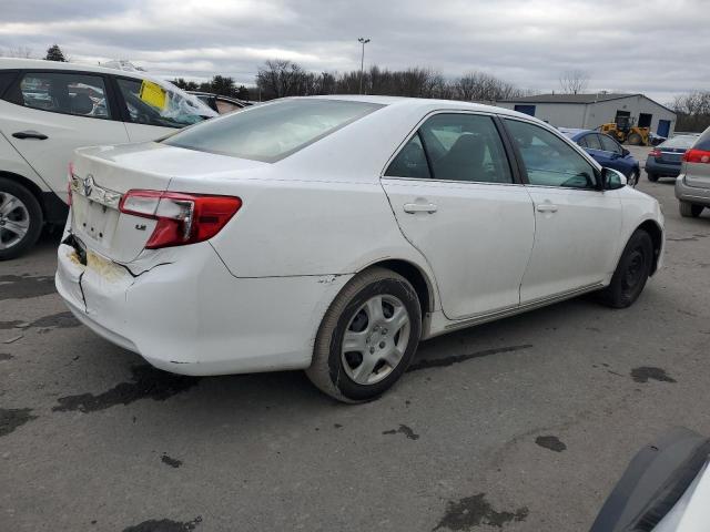 4T1BF1FK1CU134126 - 2012 TOYOTA CAMRY BASE WHITE photo 3