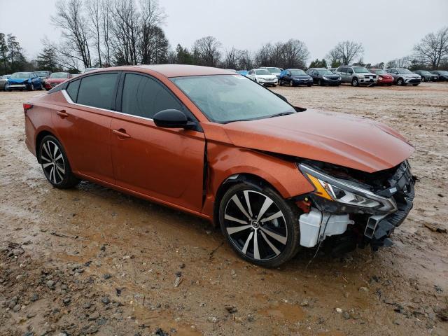 1N4BL4CV9NN423707 - 2022 NISSAN ALTIMA SR ORANGE photo 4