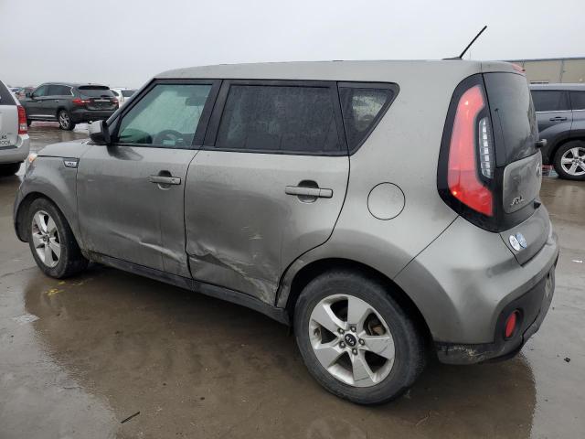 KNDJN2A20K7010409 - 2019 KIA SOUL GRAY photo 2