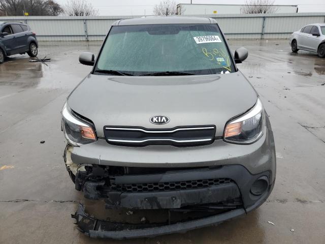 KNDJN2A20K7010409 - 2019 KIA SOUL GRAY photo 5