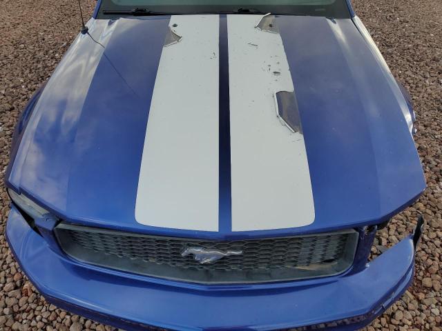 1ZVHT80N055240452 - 2005 FORD MUSTANG BLUE photo 11