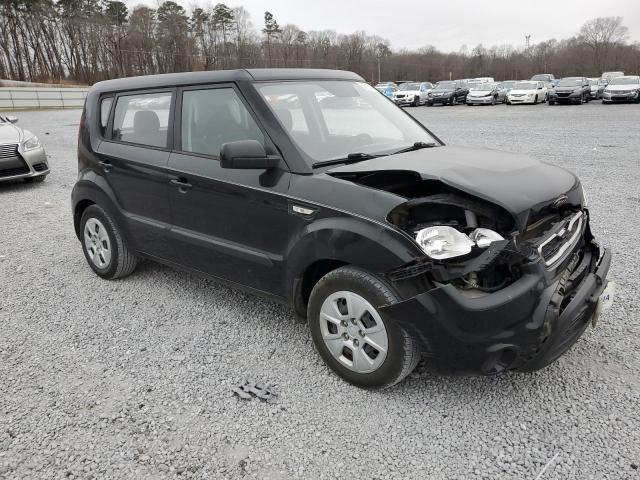 KNDJT2A54D7507207 - 2013 KIA SOUL BLACK photo 4