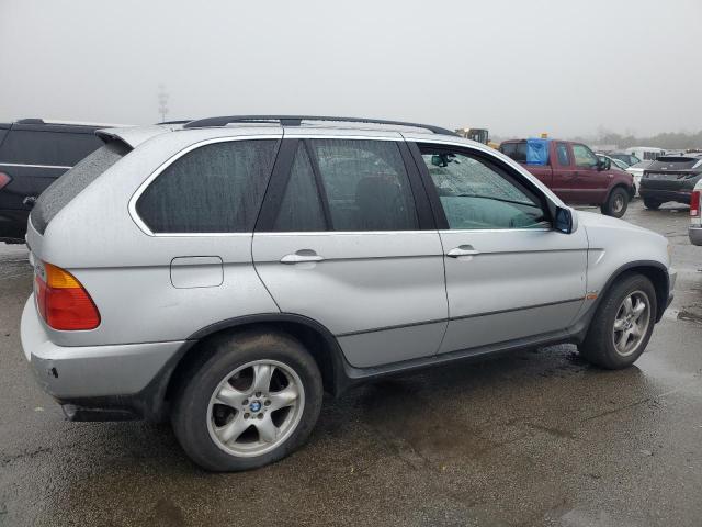 WBAFB33541LH11293 - 2001 BMW X5 4.4I SILVER photo 3