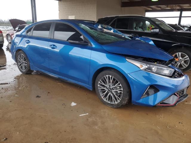 3KPF54AD8PE637983 - 2023 KIA FORTE GT LINE BLUE photo 4