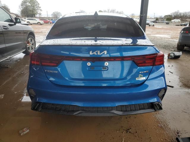 3KPF54AD8PE637983 - 2023 KIA FORTE GT LINE BLUE photo 6