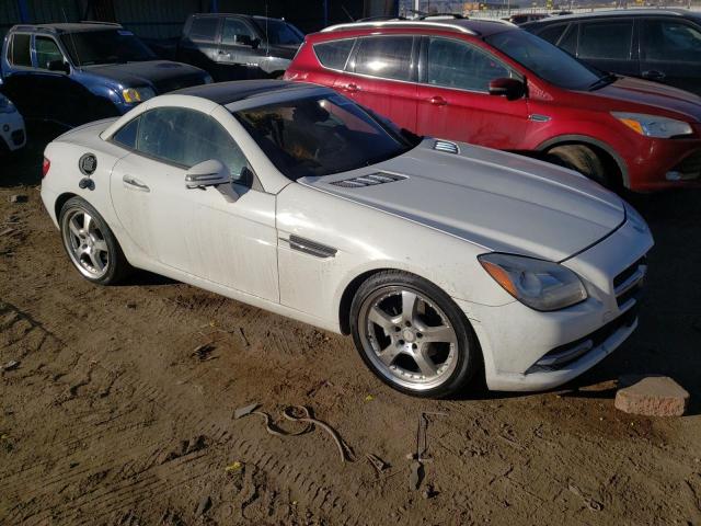 WDDPK4HA2EF083910 - 2014 MERCEDES-BENZ SLK 250 WHITE photo 4