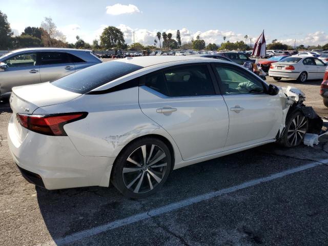 1N4BL4CV6KC102103 - 2019 NISSAN ALTIMA SR WHITE photo 3