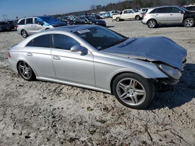 WDDDJ72X87A112685 - 2007 MERCEDES-BENZ CLS 550 SILVER photo 4