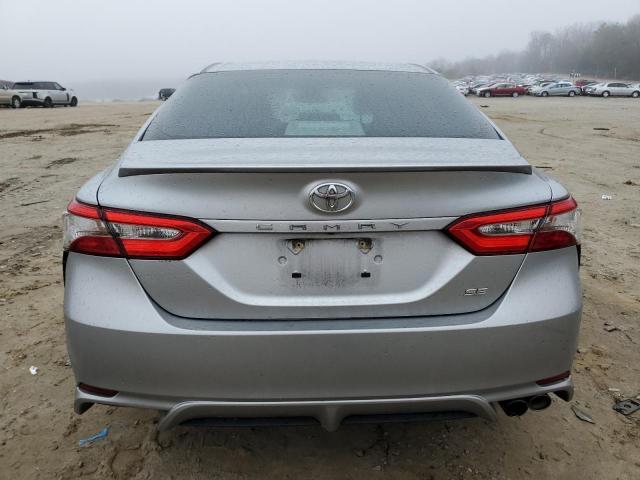 4T1B11HK4JU158011 - 2018 TOYOTA CAMRY L SILVER photo 6