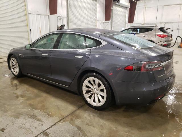 5YJSA1E24GF152431 - 2016 TESLA MODEL S 灰色 照片 2