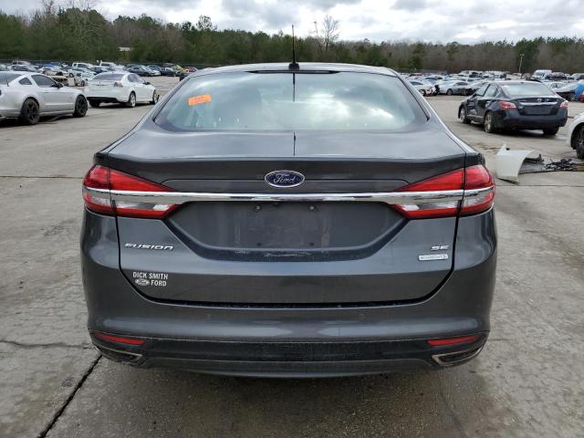 3FA6P0H90HR189033 - 2017 FORD FUSION SE GRAY photo 6