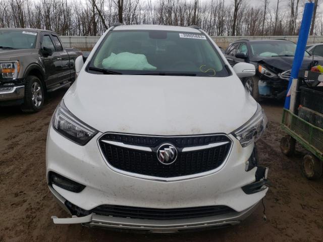 KL4CJBSB7JB563020 - 2018 BUICK ENCORE PREFERRED II WHITE photo 5