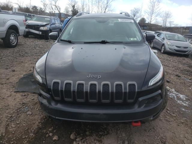 1C4PJMBB6HW622726 - 2017 JEEP CHEROKEE TRAILHAWK BLACK photo 5