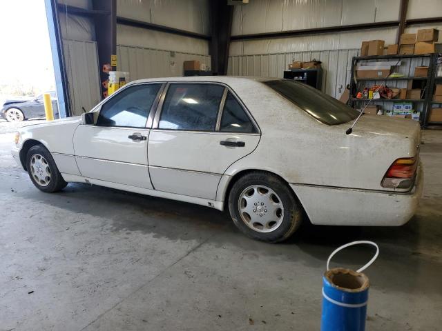 WDBGA51E9RA169877 - 1994 MERCEDES-BENZ S 500 WHITE photo 2