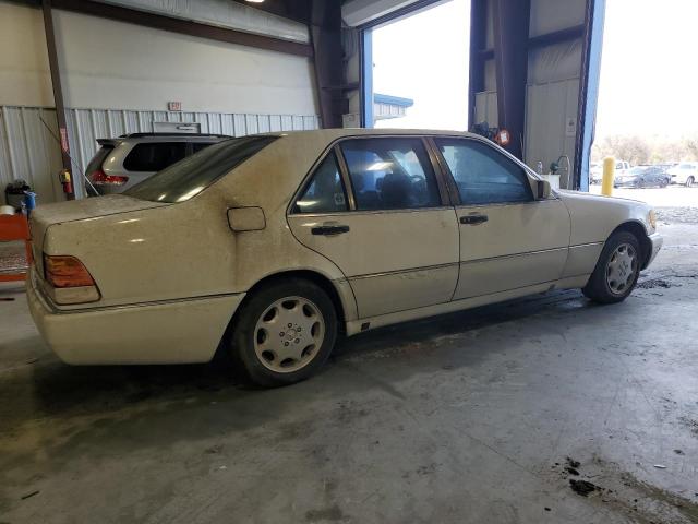 WDBGA51E9RA169877 - 1994 MERCEDES-BENZ S 500 WHITE photo 3