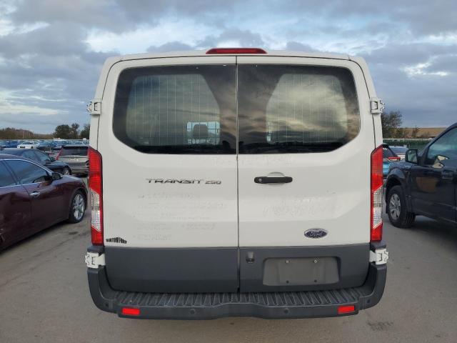 1FTYR1ZM0JKA30982 - 2018 FORD TRANSIT T-250 WHITE photo 6