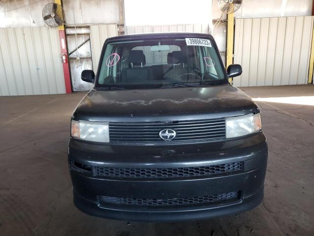 JTLKT324864085242 - 2006 TOYOTA SCION XB Schwarz Foto 5