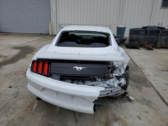 1FA6P8THXJ5182905 - 2018 FORD MUSTANG WHITE photo 6