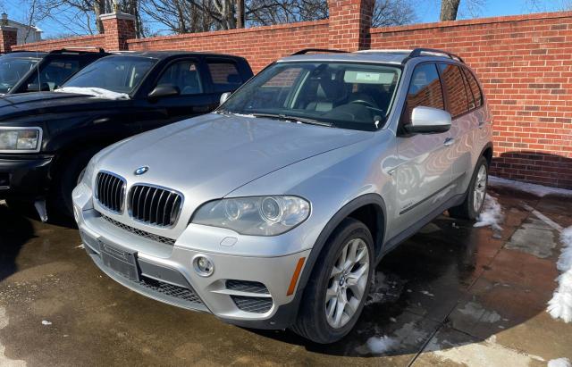 5UXZV4C53CL760738 - 2012 BMW X5 XDRIVE35I SILVER photo 2