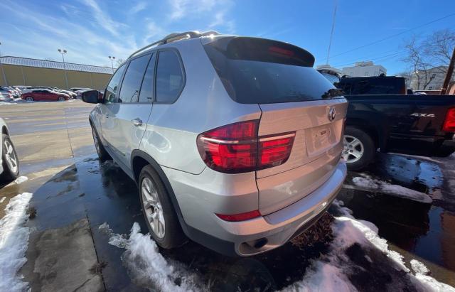 5UXZV4C53CL760738 - 2012 BMW X5 XDRIVE35I SILVER photo 3
